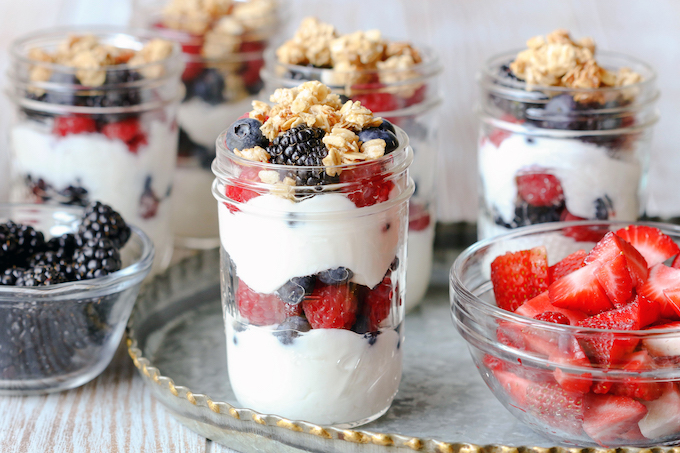 Yoghurt Granola Cups